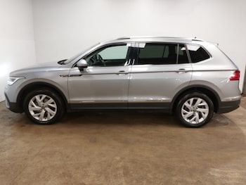 Used Volkswagen Tiguan Allspace 2024 for sale - 77392884: Photo
