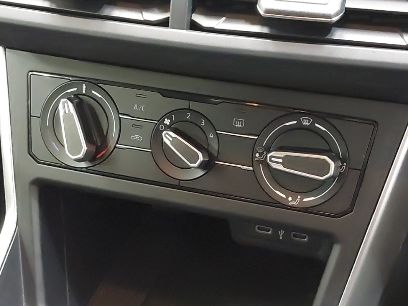 Used Volkswagen Polo 2024 for sale - 77822954: Photo 13