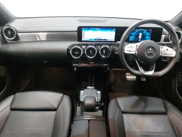 Used Mercedes-Benz CLA 2020 for sale - 76150377: Photo 2