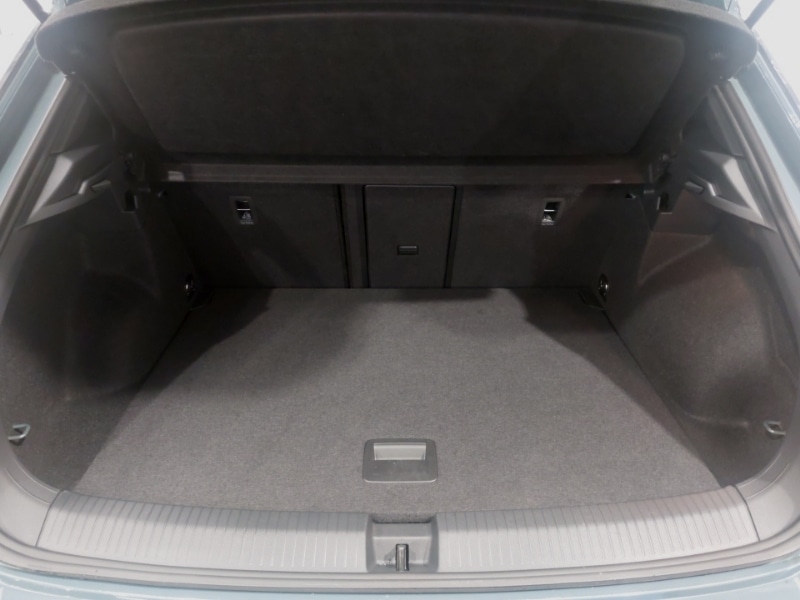 Used Volkswagen T-Roc 2025 for sale - 77012622: Photo 8