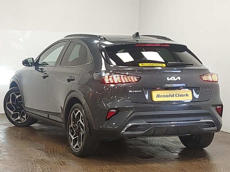 Used Kia XCeed 2023 for sale - 77716636: Photo 3