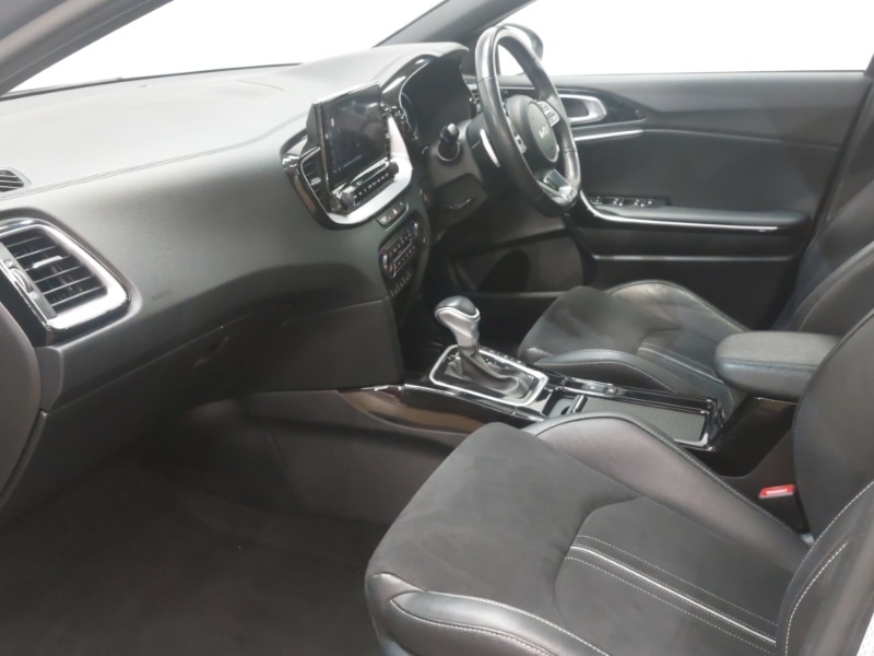 Used Kia XCeed 2023 for sale - 77716636: Photo 5