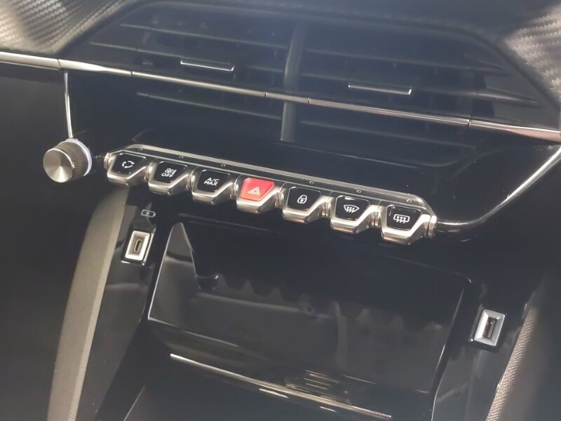 Used Peugeot 208 2022 for sale - 77716599: Photo 13