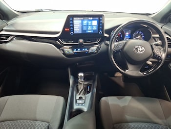 Used Toyota C-HR 2021 for sale - 79433095: Photo