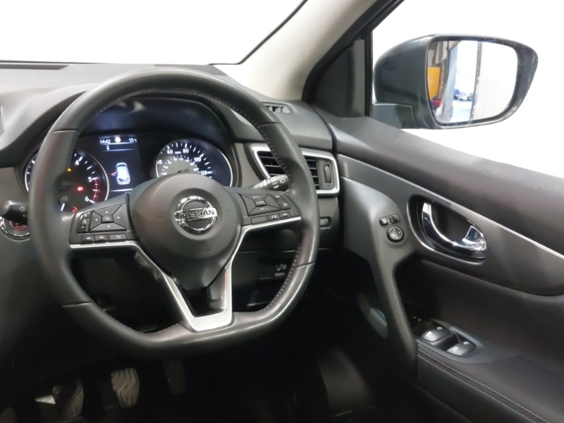 Used Nissan Qashqai 2017 for sale - 76289356: Photo 11
