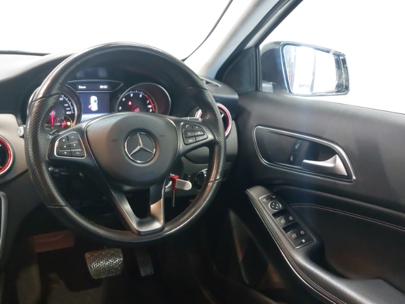 Used Mercedes-Benz GLA 2019 for sale - 77873793: Photo 11