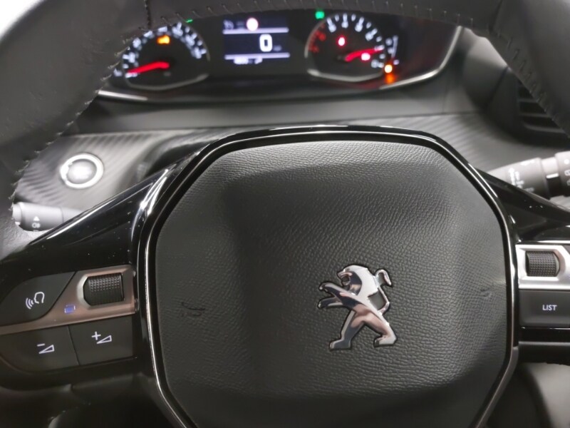 Used Peugeot 208 2022 for sale - 77034937: Photo 17