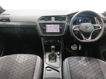 Used Volkswagen Tiguan 2024 for sale - 77656864: Photo