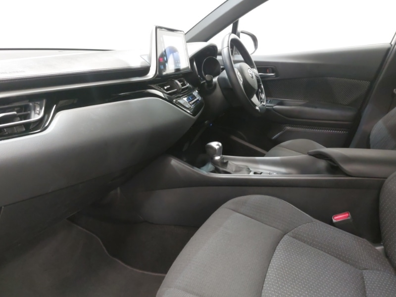 Used Toyota C-HR 2019 for sale - 76387851: Photo 5