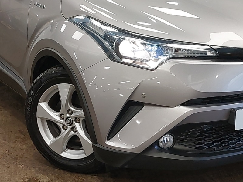 Used Toyota C-HR 2019 for sale - 76387851: Photo 9