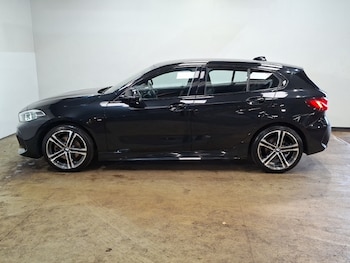 Used BMW 1 Series 2023 for sale - 79332637: Photo