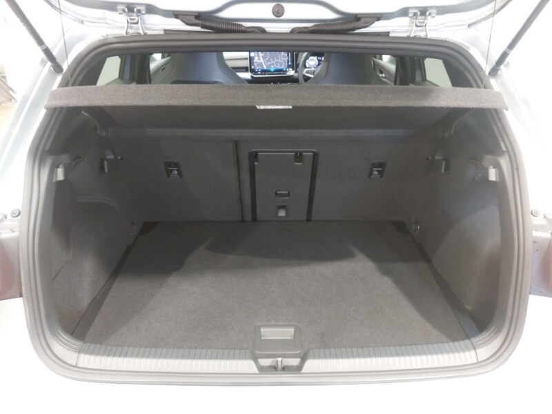 Used Volkswagen Golf 2024 for sale - 77448533: Photo 8