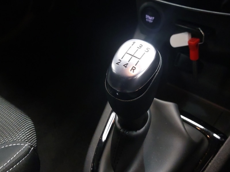 Used Renault Clio 2019 for sale - 76897570: Photo 12