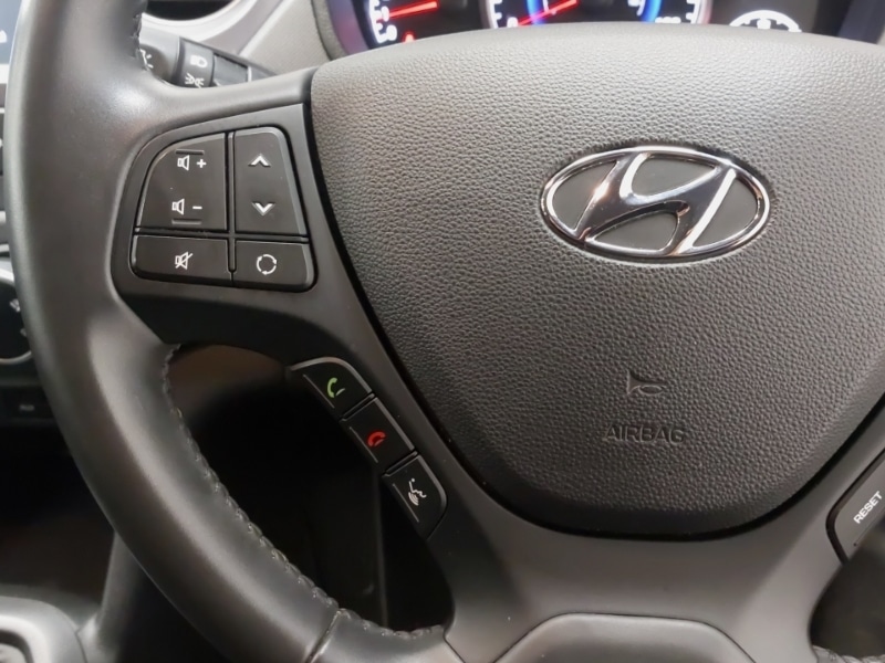 Used Hyundai i10 2019 for sale - 77228775: Photo 16