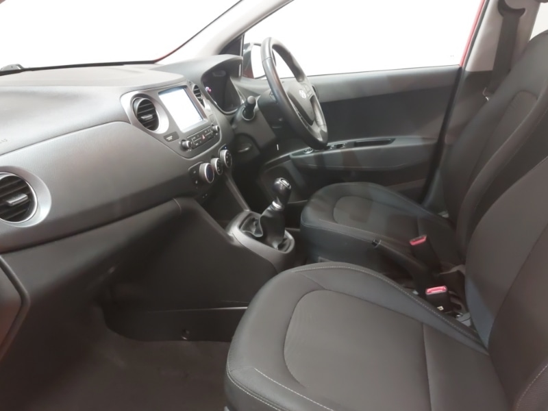 Used Hyundai i10 2019 for sale - 77228775: Photo 5