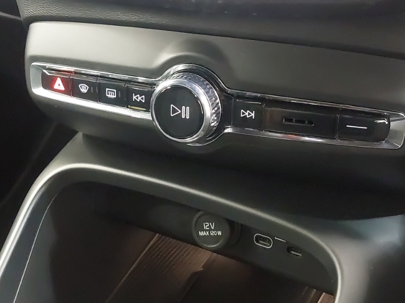 Used Volvo XC40 2024 for sale - 76195466: Photo 13