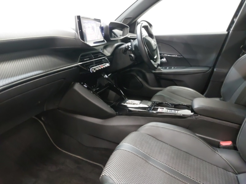 Used Peugeot 2008 2023 for sale - 76713633: Photo 5