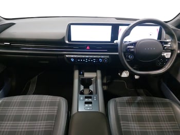 Used Hyundai IONIQ 6 2023 for sale - 78033131: Photo