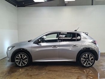 Used Peugeot 208 2020 for sale - 79153418: Photo
