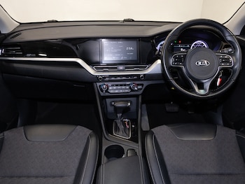 Used Kia Niro 2020 for sale - 77034946: Photo