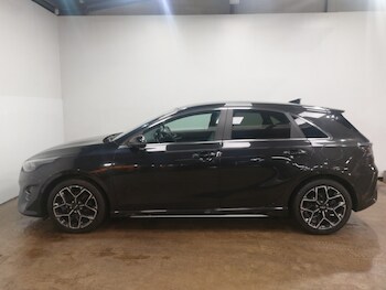 Used Kia Ceed 2023 for sale - 76171994: Photo