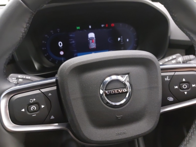 Used Volvo XC40 2024 for sale - 76213275: Photo 16