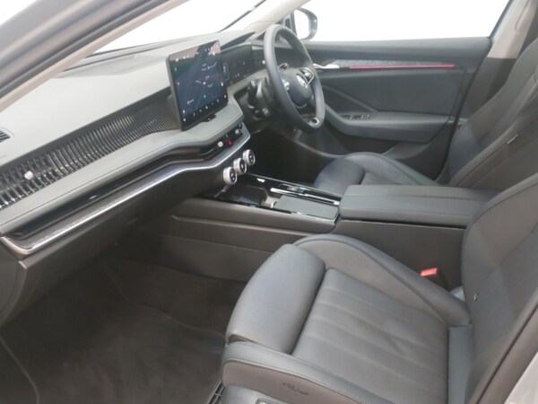 Used Skoda Superb 2024 for sale - 75719035: Photo 5