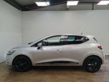 Used Renault Clio 2019 for sale - 79461145: Photo