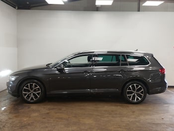 Used Volkswagen Passat 2023 for sale - 78791233: Photo