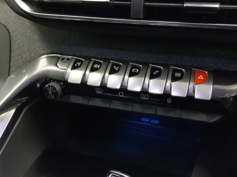 Used Peugeot 3008 2018 for sale - 76566841: Photo 13