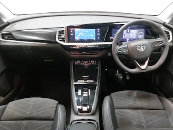 Used Vauxhall Grandland 2024 for sale - 76254573: Photo 2