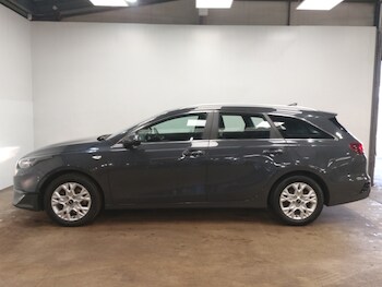 Used Kia Ceed 2023 for sale - 77251653: Photo