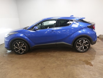Used Toyota C-HR 2021 for sale - 76144636: Photo