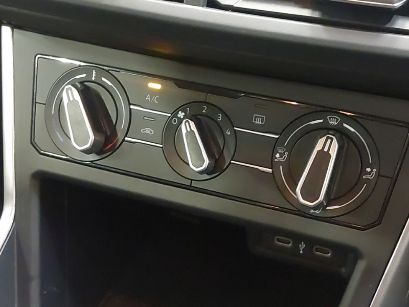 Used Volkswagen Polo 2024 for sale - 77623518: Photo 13