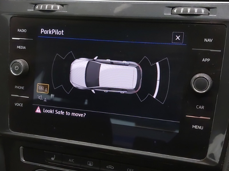 Used Volkswagen Golf 2017 for sale - 77289754: Photo 14