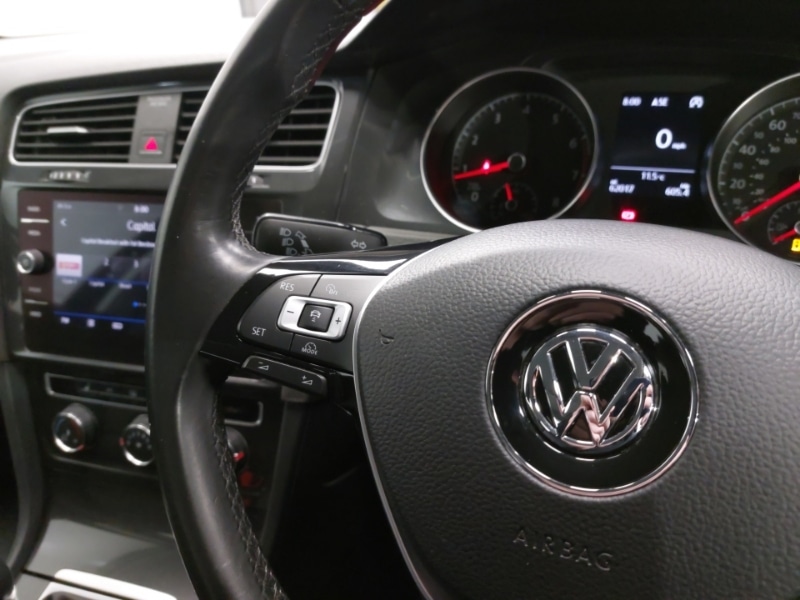 Used Volkswagen Golf 2017 for sale - 77289754: Photo 17