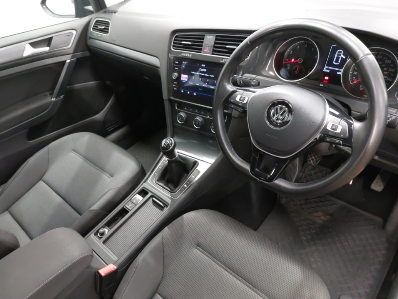 Used Volkswagen Golf 2017 for sale - 77289754: Photo 18