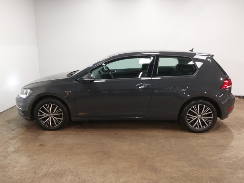 Used Volkswagen Golf 2017 for sale - 77289754: Photo 4
