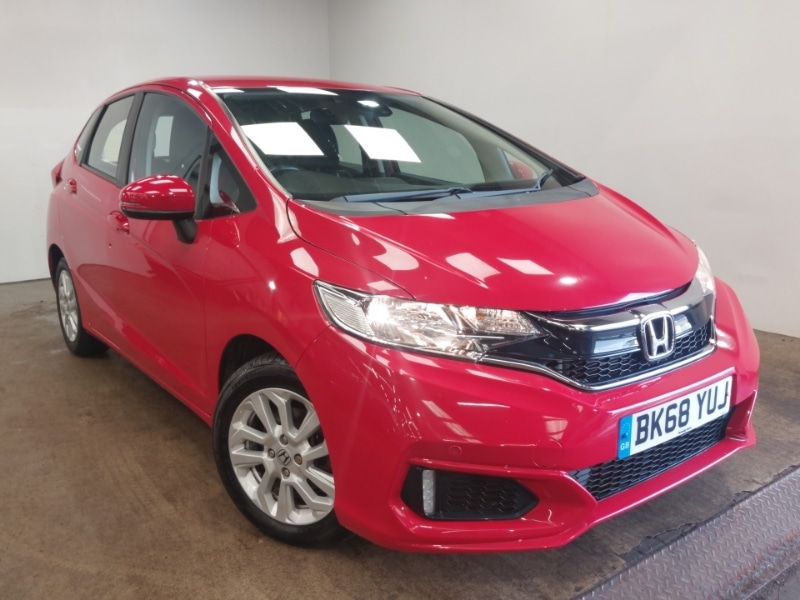 Used Honda Jazz 2018 for sale - 76130245: Photo 1
