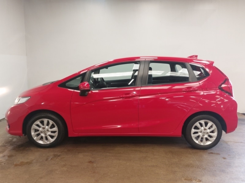 Used Honda Jazz 2018 for sale - 76130245: Photo 4