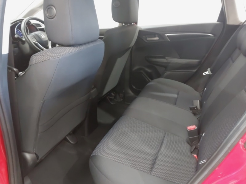 Used Honda Jazz 2018 for sale - 76130245: Photo 6