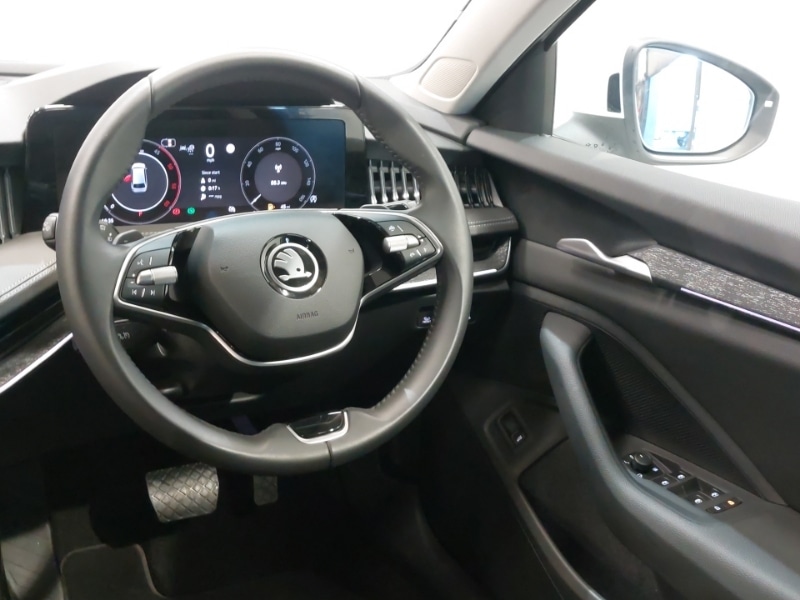 Used Skoda Superb 2024 for sale - 76183645: Photo 11