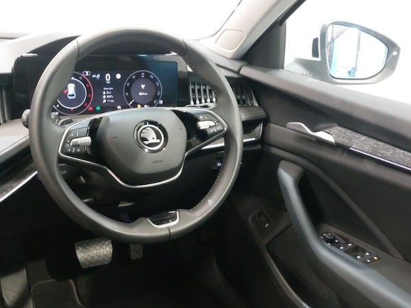 Used Skoda Superb 2024 for sale - 76183645: Photo 11