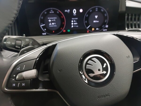 Used Skoda Superb 2024 for sale - 76183645: Photo 17