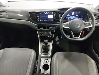 Used Volkswagen Polo 2023 for sale - 77548722: Photo