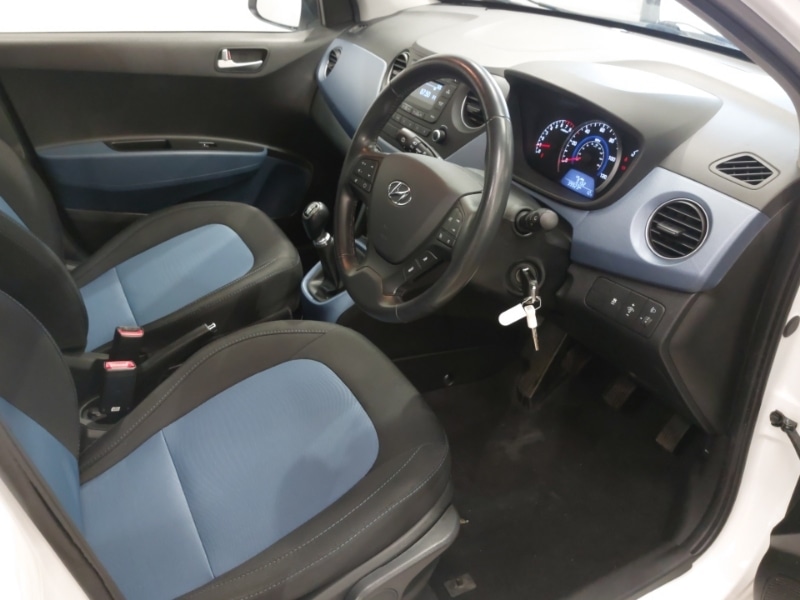 Used Hyundai i10 2016 for sale - 77922427: Photo 18