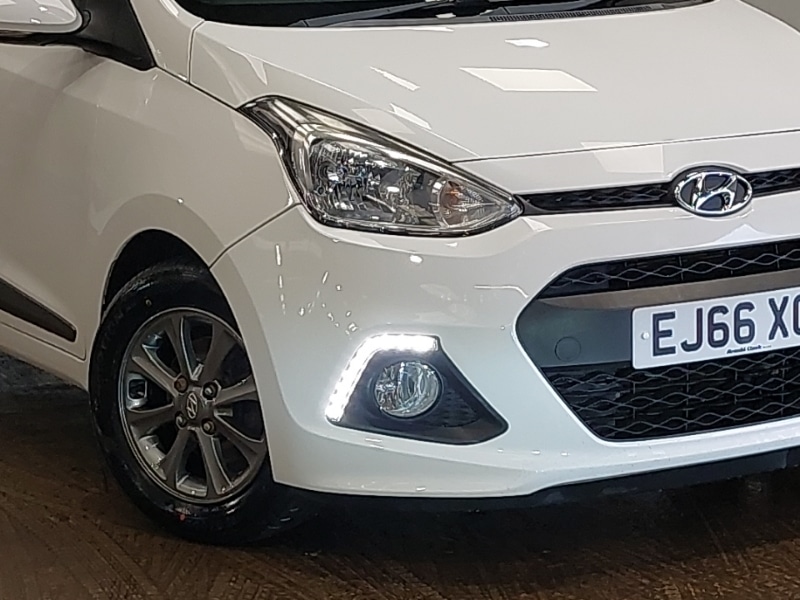 Used Hyundai i10 2016 for sale - 77922427: Photo 9