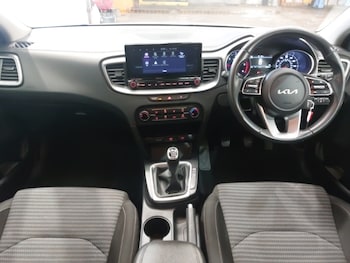Used Kia Ceed 2023 for sale - 78546740: Photo