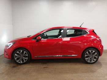 Used Renault Clio 2021 for sale - 76629466: Photo