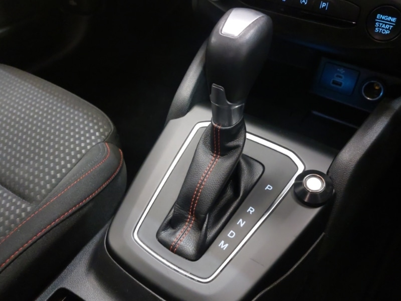 Used Ford Focus 2023 for sale - 76120907: Photo 12